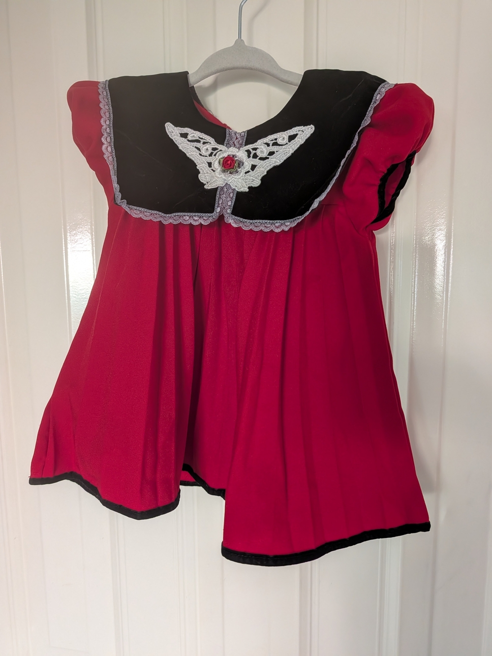 Vtg Expressions Red Pleated Holiday Dress